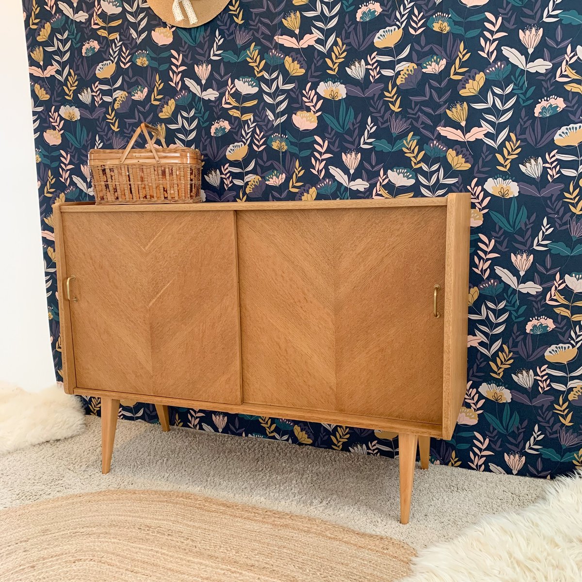 Image of VENDU/SOLD OUT Buffet Compas Flower