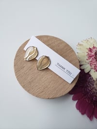 Tulip Stud Earrings ( yellow)