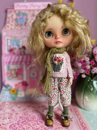 Image 1 of Blythe Spring set 5