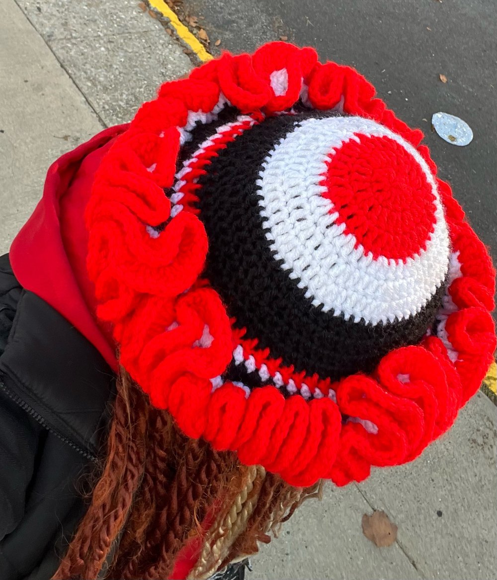 Image of Trini 2 Di Bone Crochet Ruffle Hat