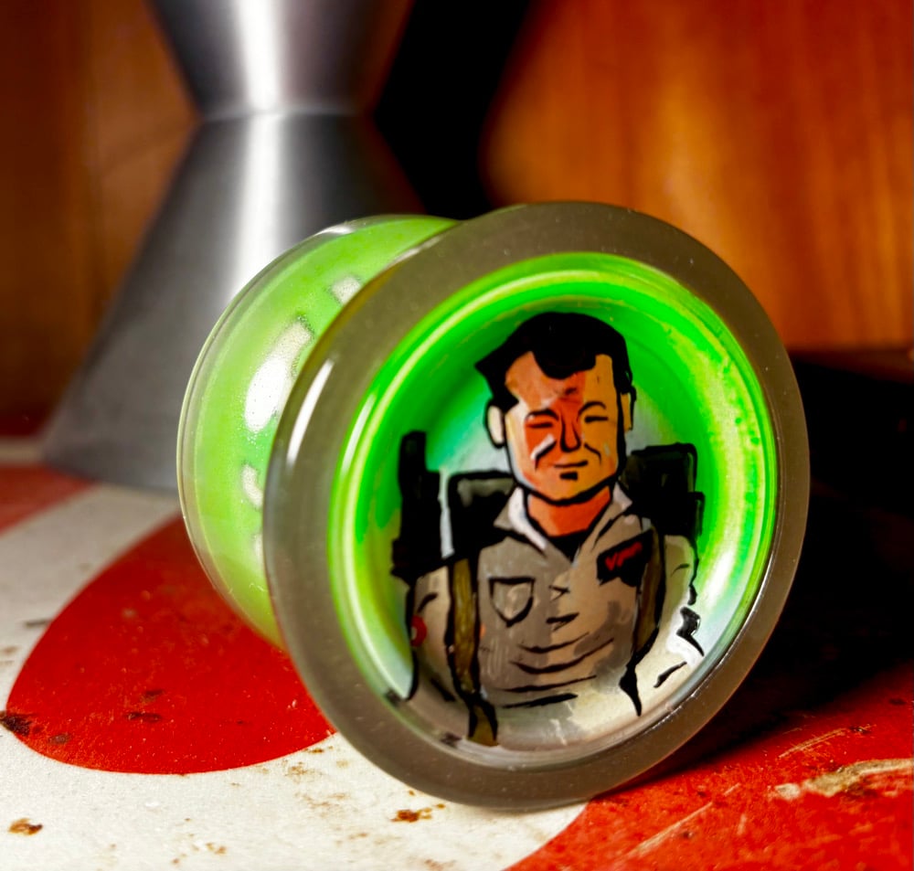 Image of Ghostbusters Duncan GLOW Freehand One with Stay Puft City Display