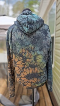 Image 3 of Floral Flukes