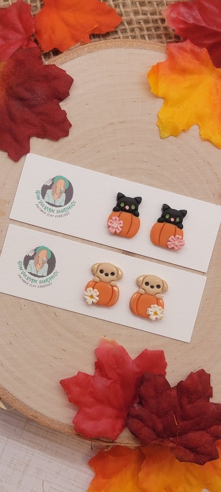 Image of Puppy + Kitty Pumpkin Studs