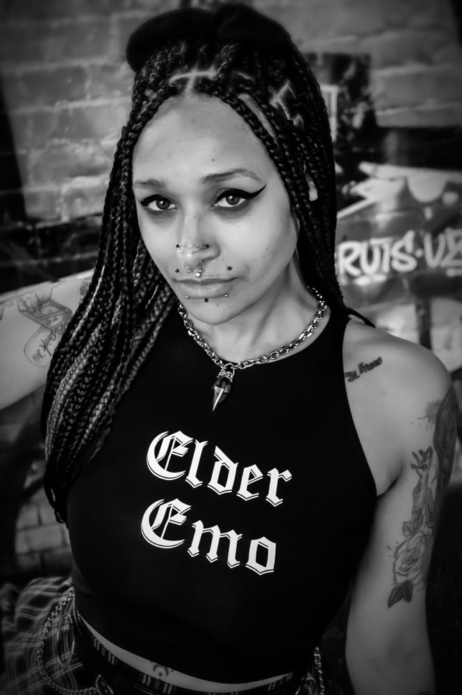 Image of ELDER EMO CROP