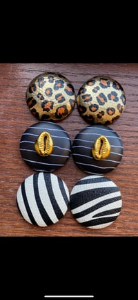Wild Things Button Set