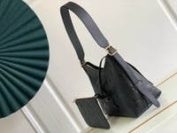Image 6 of LV Carryall Leather