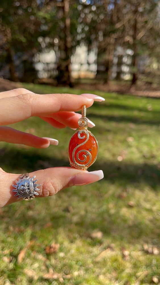 Image of Carnelian (Gold Wire) 