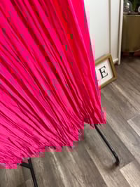 Image 3 of vintage pink  pleated skirt 