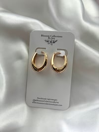 Image 1 of Rounded hoops