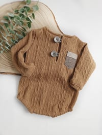 Image 2 of Photoshooting boys bodysuit |  Ari | camel | 12-15 months | 18-24 months