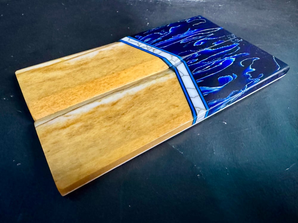 Image of Raffir Fiber Stripes & Giraffe Bone Segmented Knife Scales