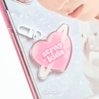 Image 1 of skz love club keychain