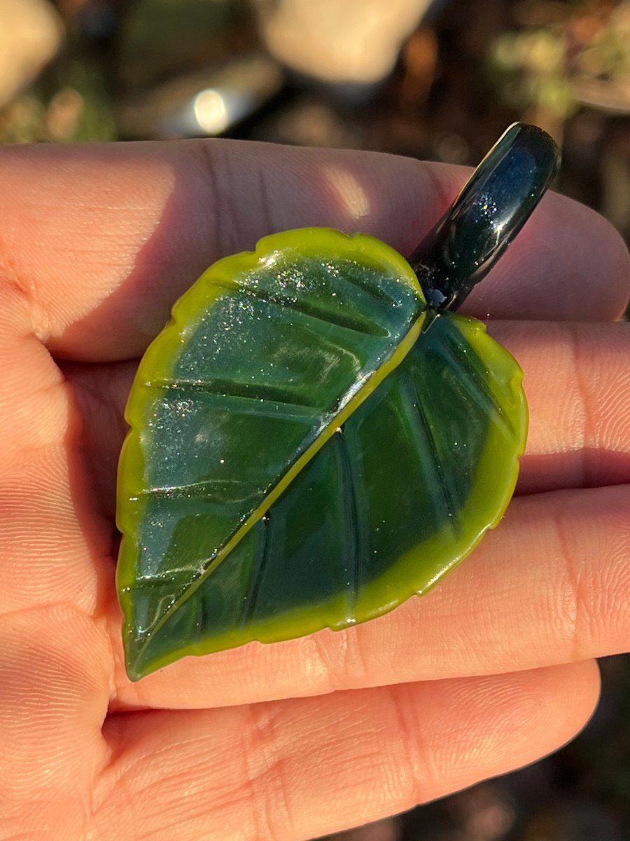 Image of Jungle Green Leaf Pendant