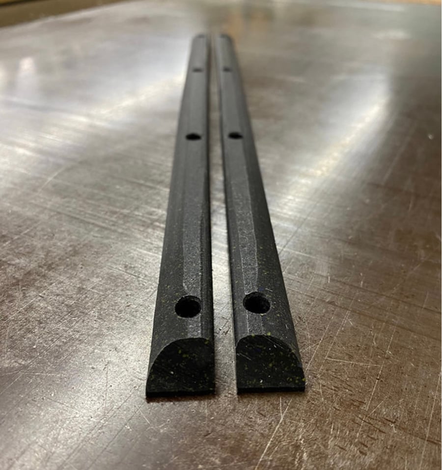 Image of LiLjawns ::: Skinny Moth Jawns