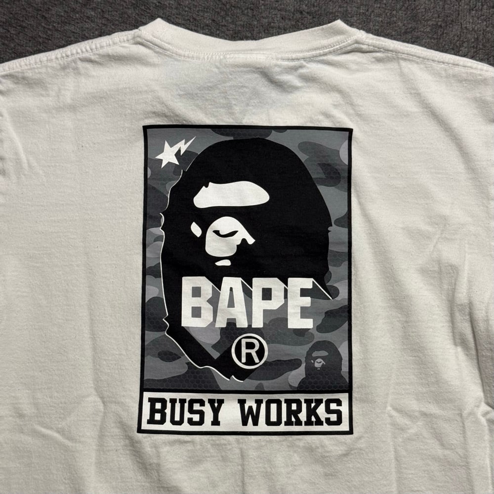 Image of 2000s A Bathing Ape Graphic Tee (L)