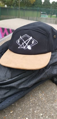 Image 2 of Logo 5 panel 