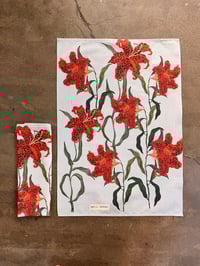 ‘Lily’ Tea Towel