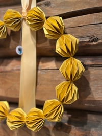 Image 1 of Solgul origami krans 1 - TinaTing