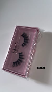 Image 2 of Glam by Aariah Lashes