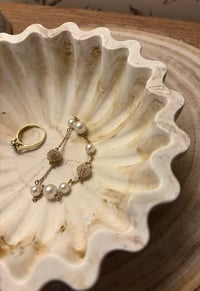 Image 1 of Daisy trinket bowl
