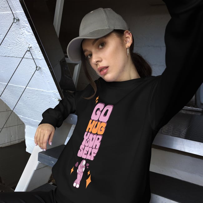 GO HUG YOURSELF // unisex sweatshirt // black