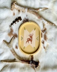 Image 1 of Plat décoratif « Esprit du Cerf »