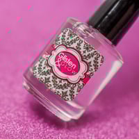 Image 5 of Glisten & Glow Top Coat (clear, shiny and fast drying)