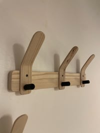 Image 3 of Garderobe ||