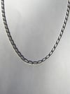 Long diamond curb chain 
