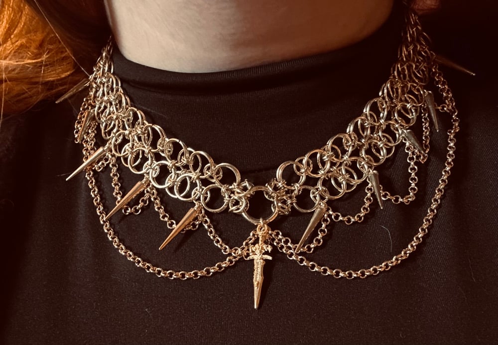 Image of 𝔏𝔞 𝔣𝔲𝔯𝔦𝔞 𝔡𝔦 𝔓𝔬𝔰𝔢𝔦𝔡𝔬𝔫𝔢