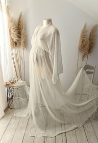 Image 4 of Maternity Photoshoot dress Eliana | size M | cream chiffon