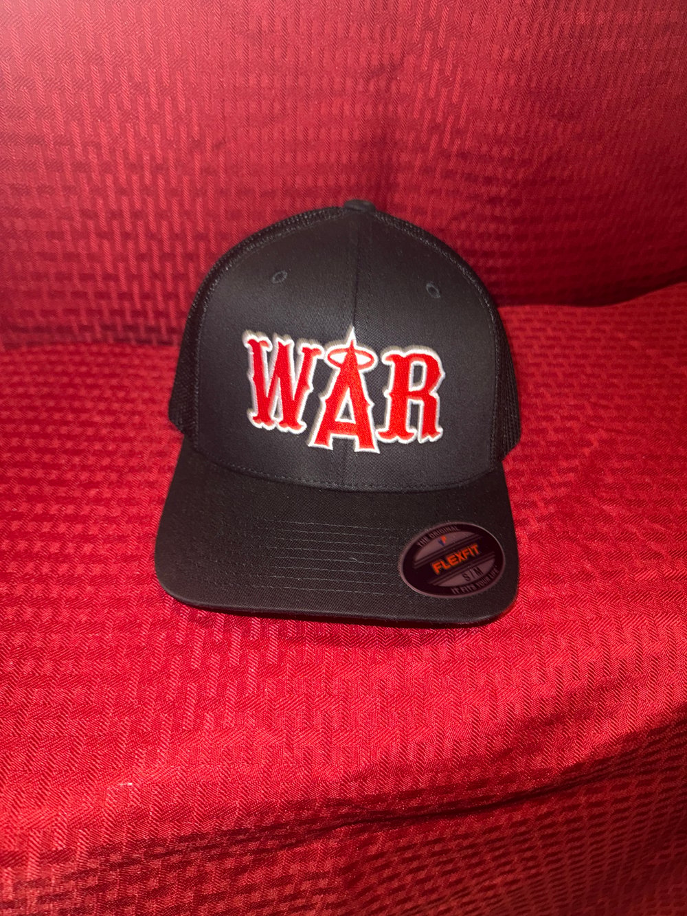 Flex fit- WAR- Black & Red