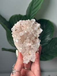 Image 1 of PINK COLOMBIAN QUARTZ E