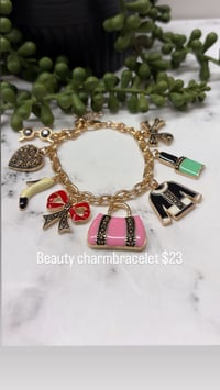 Gold beauty charm bracelet 