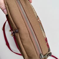 Image 3 of Swirling Button Orbs Tapestry Zippertop Purse