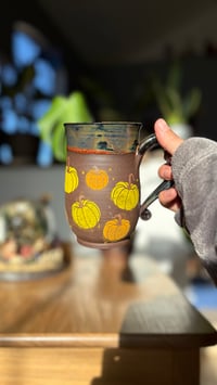 Image 5 of Pumpkin mug 02