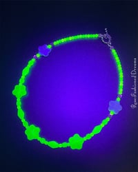 Image of Table Cut Flower Uranium Glass Necklace