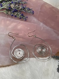 Image 2 of Spiral 2 earring 