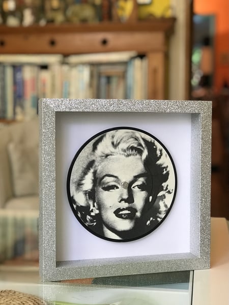 Image of Marilyn Monroe: When I Fall In Love, Framed 7” Picture Disc