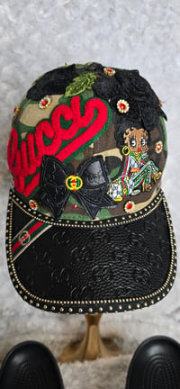 Image 3 of 3 Size 10 black gorg girl camo crocs w/ hat