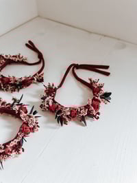 Image 5 of Festive red roses wreath halo