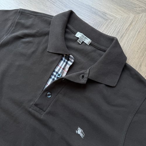 Image of 2000s Burberry Polo Shirt, Size Medium