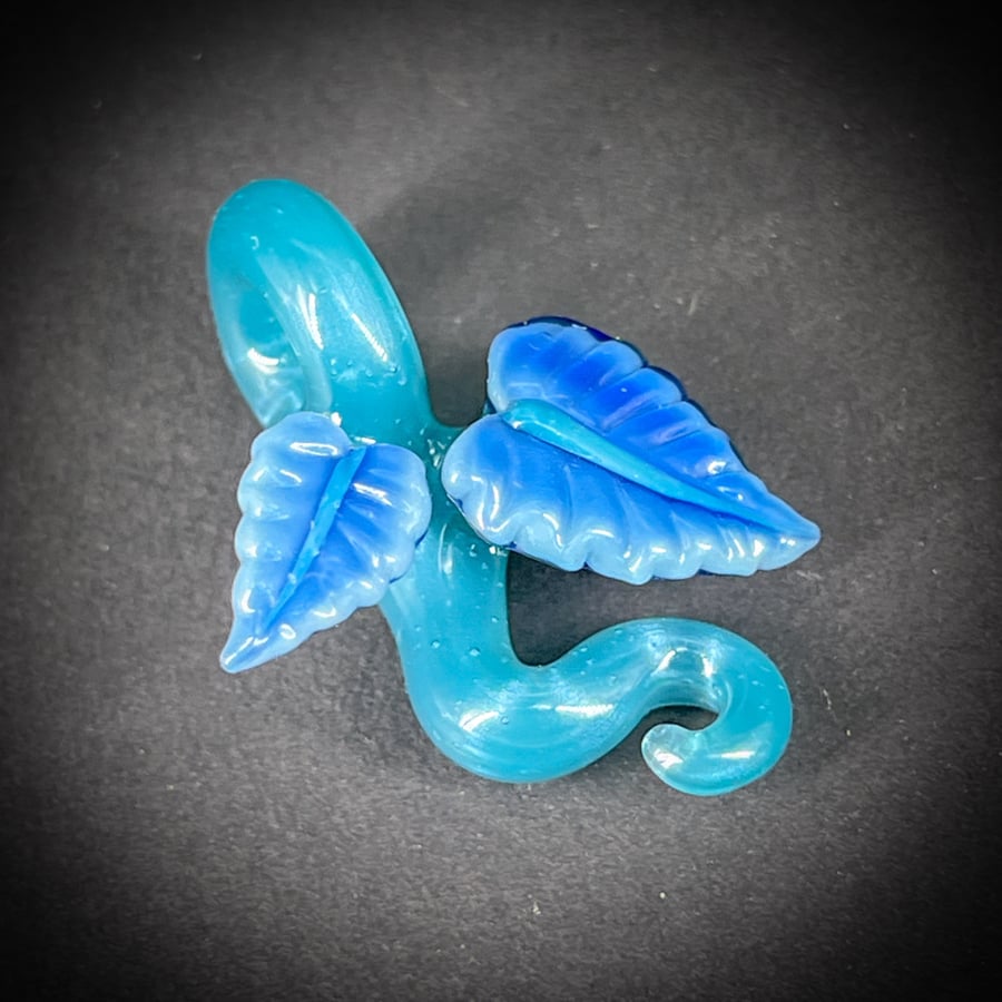 Image of Mini Blue 2 Leaf Pendant