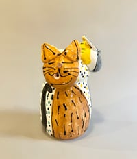 Image 3 of How Many Cats Vase 