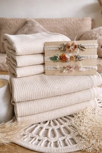 Image 5 of fond + wrap + bandeau beige naturel texturé 