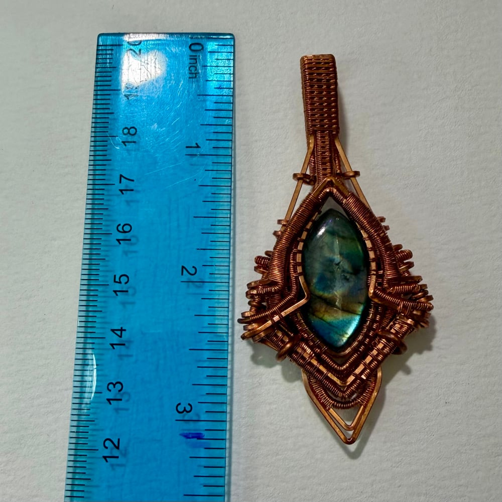 Image of Rainbow Labradorite Pendant