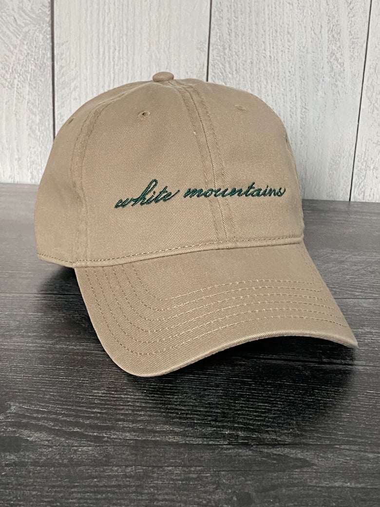 Image of White Mountains dad hat - tan