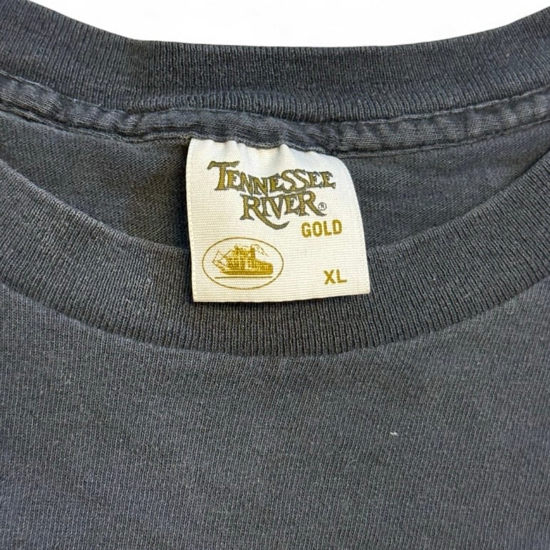 Image of 1990s Snoopy and Woodstock Shadow Graphic Tee (XL)