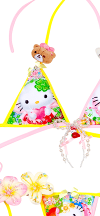 Image 2 of clover & flower rare hellokitt
