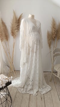 Image 1 of Off white lace dress for photoshoots | Colette | size M | off white | maternity photo props